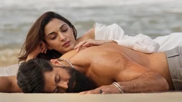 Toxic Advance Booking: Yash's Comeback Film Sells 2.45 Lakh Tickets Ahead of Release