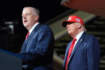 Trump’s $5,000 Promise Is Making Its Way Into the Midterm Race