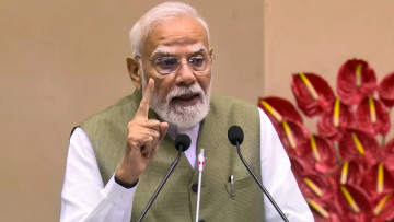 India’s Green Push: Solar Crosses 160 GW as EVs, Metro, Forests and Clean Energy Expand Nationwide