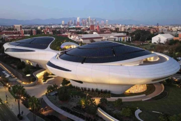 George Lucas’ New Museum Has a Whole Lot More Than Star Wars