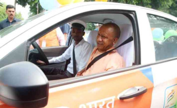 Bharat Taxi Arrives in UP With Zero Commission & Social Security
