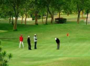 “Gulmarg, Get Your Clubs Ready!” Kashmir to Host National Golf Tournament