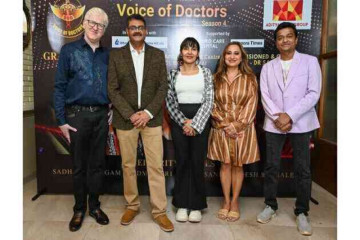Doctors Are Trading Scrubs for the Stage at Voice of Doctors