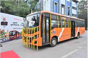 Indore Finally Says “Bus Kar Yaar!” After 20 Years, Now It’s Electric, AC and Fully Loaded With Tech