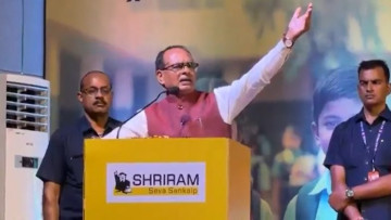 Ek Kachori, Do Samosa…’: Shivraj Chouhan Reacts to the Viral Slogan