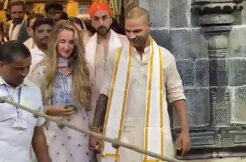 Shikhar Dhawan Offers Prayers at Tirumala Temple, Praises Darshan Arrangements