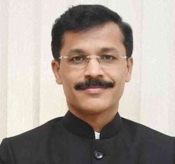 From Food Inspections to Global Headlines: Why Everyone Is Talking About Tukaram Mundhe