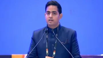 Jio IPO a great responsibility, it is the start of a journey: Akash Ambani