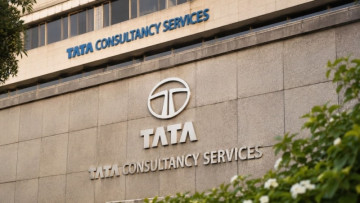 “Won’t Impact Strategy”: TCS Reassures Investors After US Green Card Programme Suspension