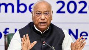 Who Wins When Competition Shrinks? Kharge Accuses Modi Govt of Favouring Corporate Giants