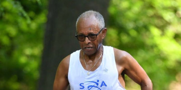 He Started Running at 53: How a 71-Year-Old Runner Chases Marathon Records With Speedwork and Recovery