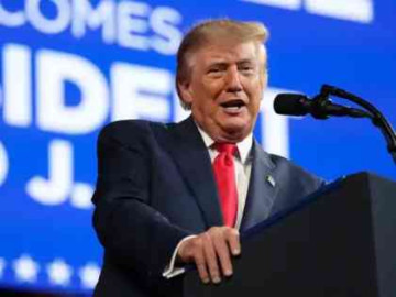 Atlantic, Pacific or Trump? Trump Floats Renaming Atlantic or Pacific Ocean After Himself