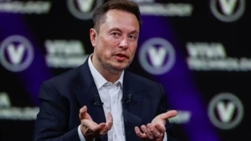 Elon Musk Says Call-Centre Jobs Could Vanish Fast as AI Starts Replacing Human Agents