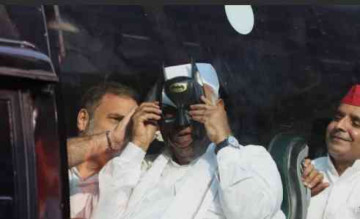 Bandages for Mamata, Batman for Mallikarjun Kharge: Looks Like the Met Gala Has Competition from the Opposition’s Protest Gala