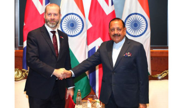 India-UK Talks Aim for a Scientific Leap! 🚀 Jonathan Reynolds and Jitendra Singh Explore Stronger Cooperation in Space Technology and Nuclear Energy.