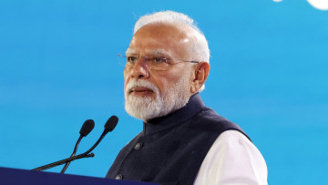 Modi Calls India the ‘Mother of Democracy’ as Growth Numbers Join the Conversation