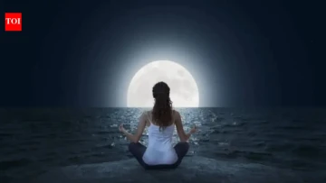 Mind Won’t Shut Up During Meditation? 🧘‍♀️ Try These 7 Simple Ways to Calm Your Thoughts Without Fighting Your Own Brain