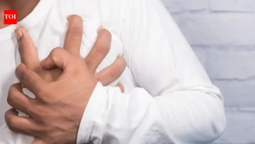 LinkedIn Pe Hustle, Dil Mein Trouble? 55 Hour Workweeks Raise Heart Risks