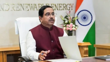 Exam System Getting a Tech Makeover? India Plans Computer Based Tests After Paper Leak Row
