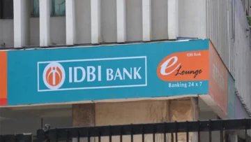 IDBI Bank Shares Crash 7% as Cabinet Clears ₹52,878-Crore Fairfax Stake Sale at a Discount, Investors Feel the Heat!