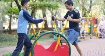 No Gym, No Problem! 5 Surprising Health Benefits Of Outdoor Playground Workouts