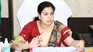 From IAS to Political Playbook! 🗳️ Former Officer Divya Mittal Launches ‘Jan Neeti Bharat’ Ahead of the 2027 Uttar Pradesh Elections