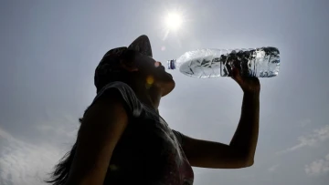 Mumbai’s Weather Is Giving Pressure Cooker: 37.9°C Heat Now, Weekend Rain in the Plot