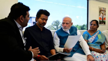 90 Seconds, 2 AI Ideas, One Metro Ride! Chennai Startup Founder Tejas Sudarshan Made His PM Modi Moment Count 🚇