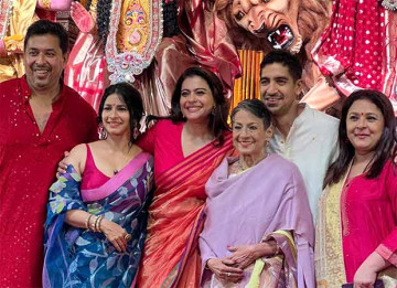 Kajol Brings Full Festive Glam to Durga Puja in a Red-and-Orange Silk Saree, Desi Diva Mode: ON ❤️