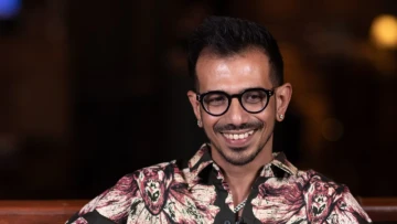 Chahal Opens Up About His Toughest Battle Off the Pitch 💙 The Indian Spinner Reveals His 26-Day Rehab Stay While Seeking Help for Alcohol Addiction.