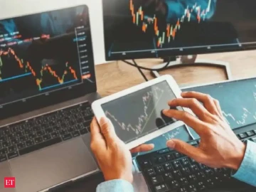 AI Chip Stocks Slumped, Indian IT Got Its Plot Twist 💻 A Semiconductor Sell-Off in Asia Helped Indian IT Stocks Clock Their Biggest Weekly Rally in 18 Years.
