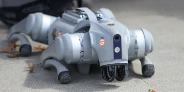 Robot Guard Dogs With Indian Accents? 🤖🐕 These High-Tech Patrol Pups Are Winning Over a Neighborhood, One Round at a Time!