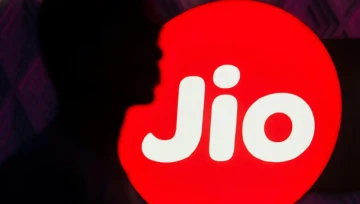 Jio IPO: Subscribe, Say the Experts! 📈 What Has Brokerages Betting on Jio Platforms?