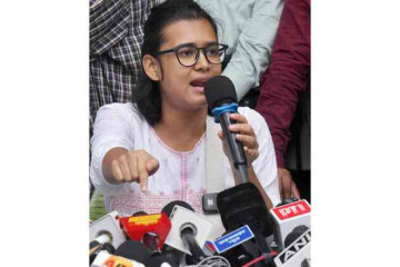₹10K to Keep the Peace? Neha Bora Challenges Notice in Delhi HC