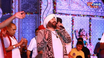 Daler Mehndi’s ‘Tunak Tunak’ Moment Turns Tense! BJP Minister Stops Daler Mehndi Mid-Performance At Uttarakhand Navratri Fair