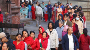 Faith Brings Thousands Together! 🙏 Nepal’s Taleju Bhawani Temple Welcomes Devotees for Its Annual Worship