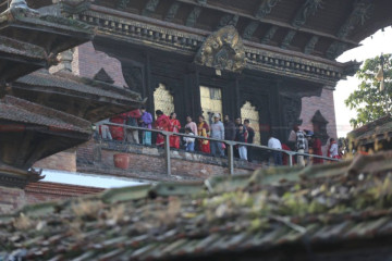 Nepal’s Living Goddess Kumari Visits the Sacred Taleju Bhawani Temple 🙏