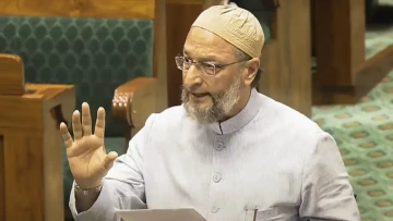 “Regime Change, But Make It Constitutional”: Owaisi Cites Modi’s Alleged Old Remark Amid Political Row