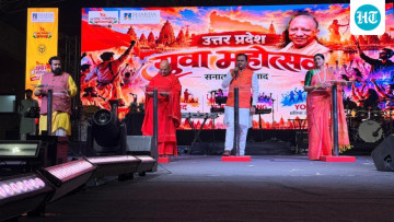 Who Said Youngsters Are Away From Tradition? 8,000+ Youths Gather for Sanatani Shankhnaad 🔱