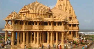Somnath Mein Non-Veg? Gujarat Govt Says Religious Significance Comes First 🚫
