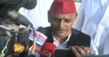 ‘ECI Is Directly Colluding With BJP’: Akhilesh Yadav Revives Vote Theft Charge