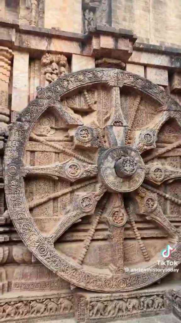 Main Character Energy! Konark Sun Temple Wheels Double as Ancient Sundials! ☀️🕒