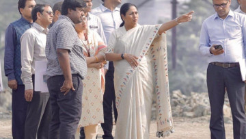 Chhath Puja Countdown Begins! Delhi CM Rekha Gupta Sets November 6 Deadline for 1,400 Ghats, Announces November 16 Holiday