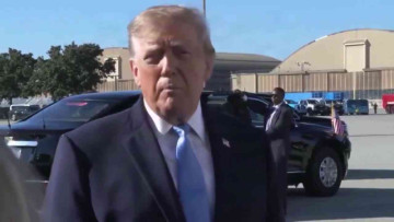 Trump Roasts Obama’s Cheesecake Factory Dig, Calls Him “Not a Smart Guy” , Proving He’s Still the King of Comebacks!