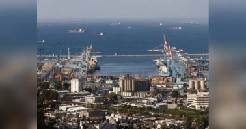 Adani Ports Shares Jump 4% After Strong Q2 Results, FY27 Outlook Gets a Boost