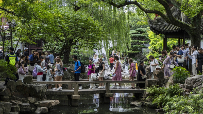 China tourism surges as visa-free travel and social media draw foreign visitors