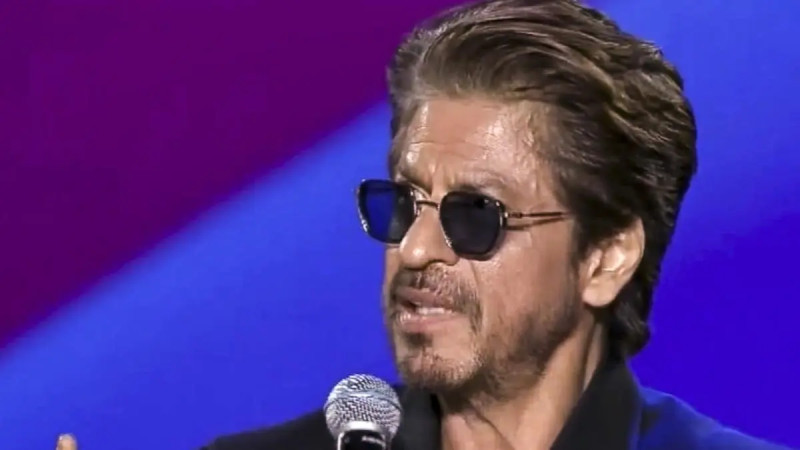 Bollywood stars told to drop surrogate ad in Maharashtra's food safety drive