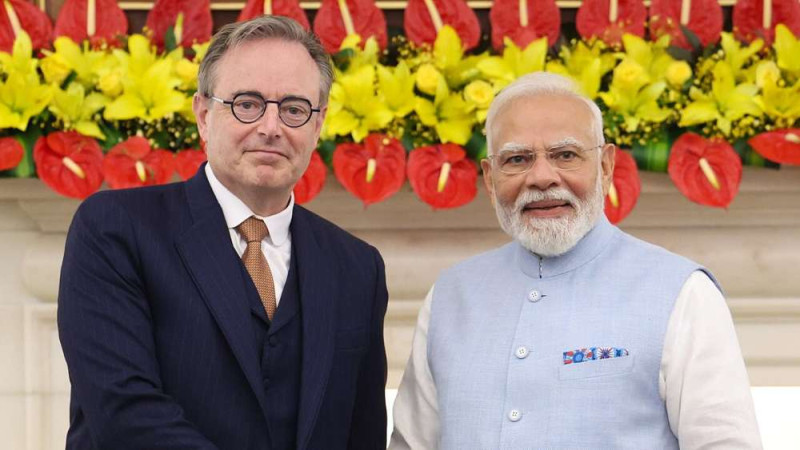 Belgian PM's chocolate India Gate gift for PM Modi breaks during journey to India
