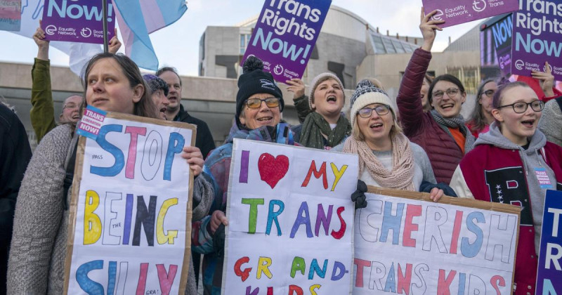 Mhairi Black: Going back on conversion therapy ban is sign of SNP cowardice