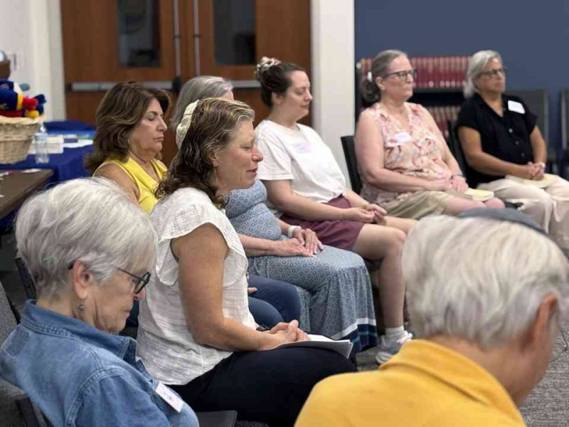 How Mindfulness Is Finding a New Home in Modern Jewish Life